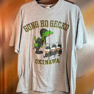 Vintage 80’s Okinawa t-shirt. “Gung ho gecko” size L. 46” chest. Grey. K